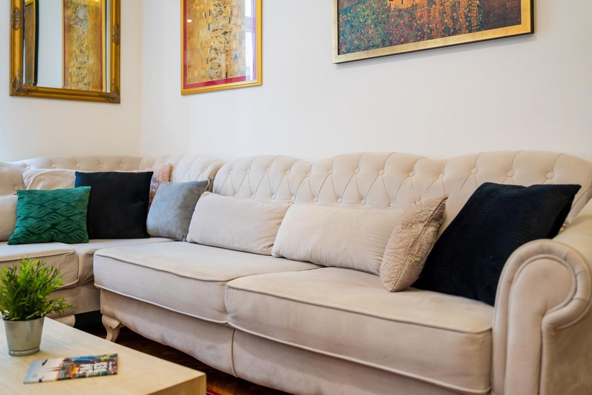Aurelia Antik Apartments & Rooms, Zagreb City Center Екстериор снимка