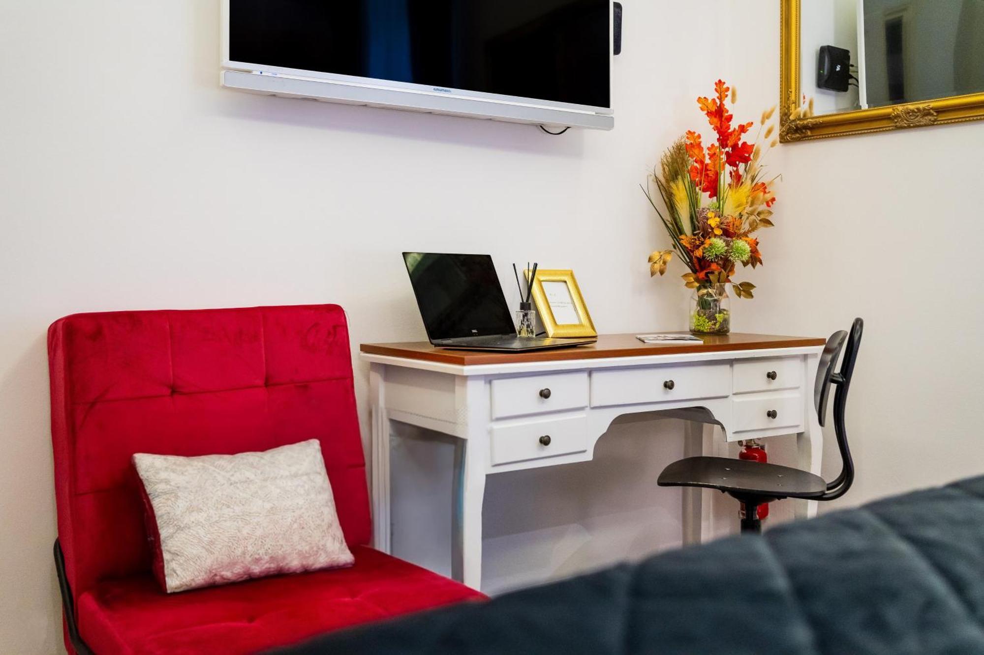 Aurelia Antik Apartments & Rooms, Zagreb City Center Екстериор снимка