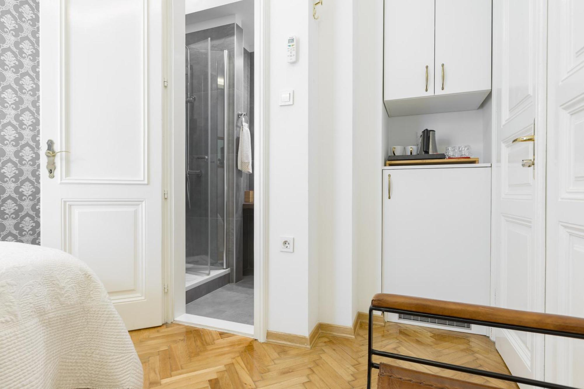 Aurelia Antik Apartments & Rooms, Zagreb City Center Екстериор снимка