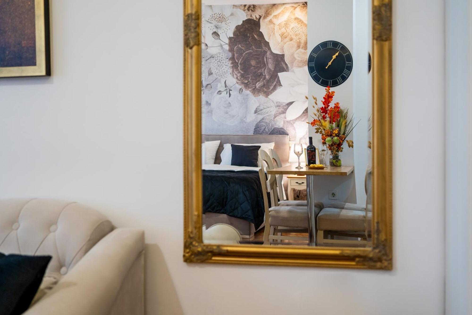 Aurelia Antik Apartments & Rooms, Zagreb City Center Екстериор снимка
